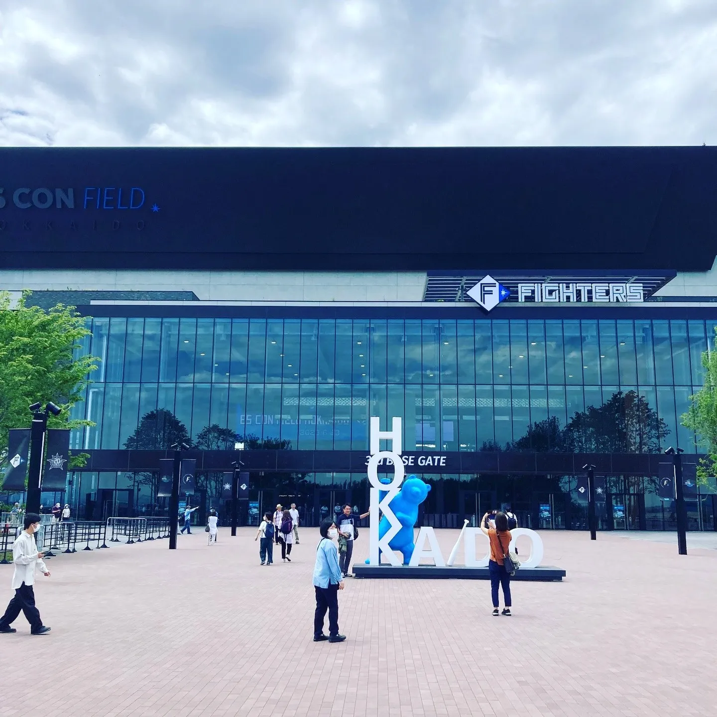 名古屋を拠点に全国で活動する経営コンサルタントの毛利京申（も...