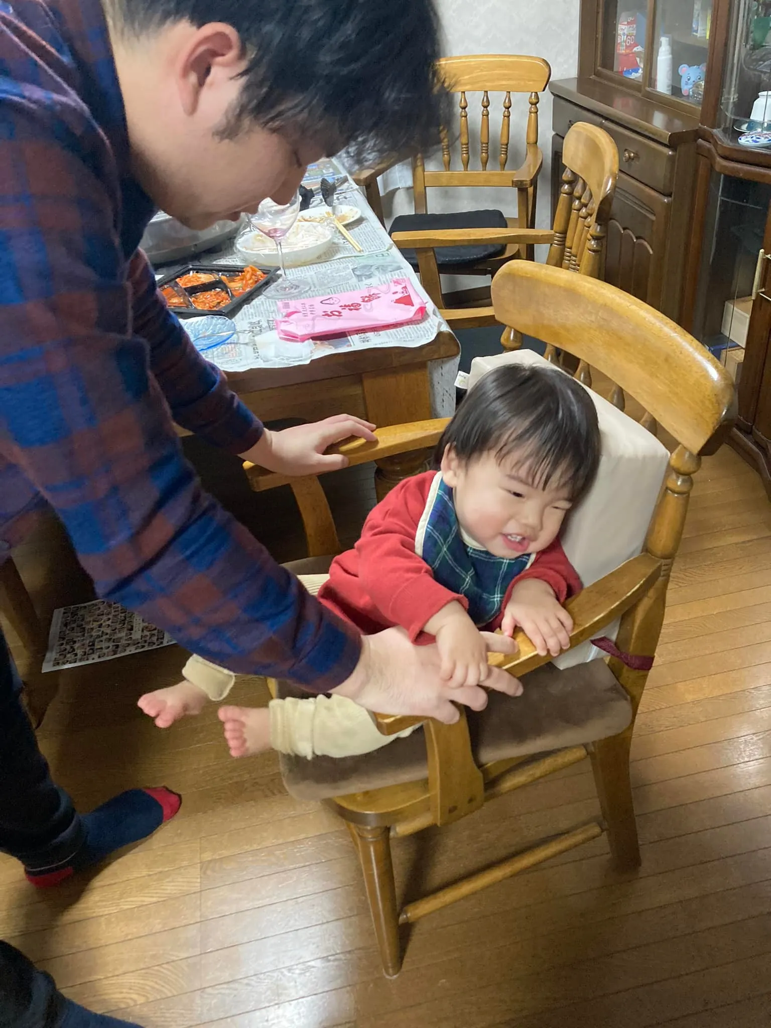 昨晩は、息子と娘が来るので、1人で3軒のスーパーに買い出しに...